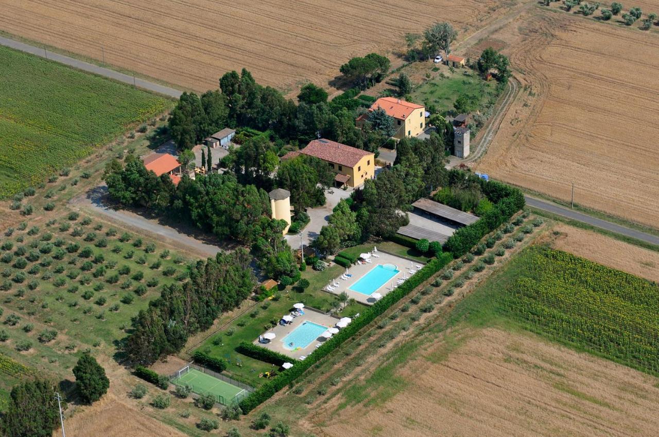 Agriturismo Le Pescine Vada Exterior foto
